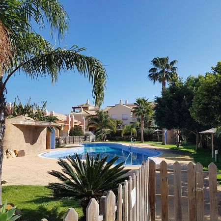 Akutuna - Casa Familiar Con Piscina , Garaje & Pista De Padel Zahara de los Atunes Extérieur photo
