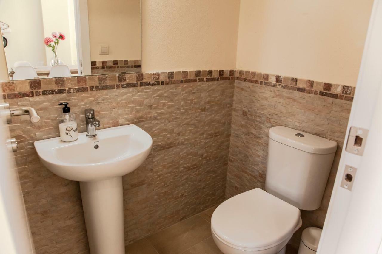 Akutuna - Casa Familiar Con Piscina , Garaje & Pista De Padel Zahara de los Atunes Extérieur photo